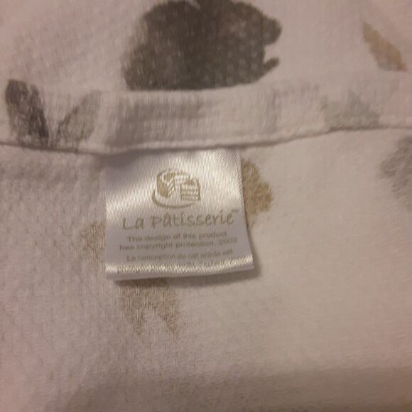 La Petesserie Bunny Tablecloth/Blanket 100% Cotton Note - Picture 3 of 6